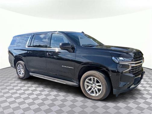 2023 Chevrolet Suburban LT