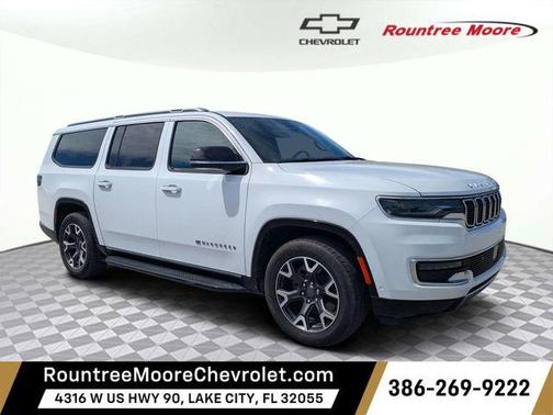 2023 Jeep Wagoneer L Series III 4x2