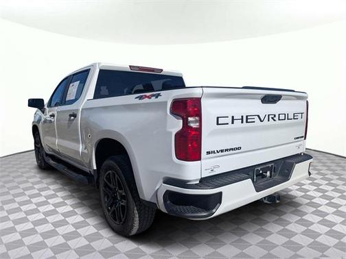 2025 Chevrolet Silverado 1500 Custom