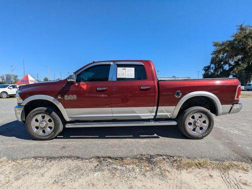 2017 RAM 2500 Laramie Crew Cab 4x4 6'4' Box