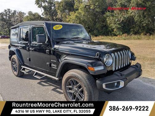 2019 Jeep Wrangler Unlimited Sahara