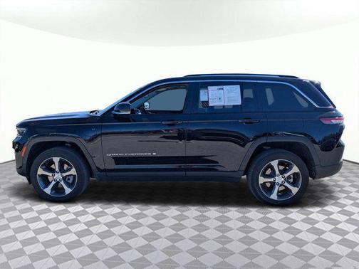 2022 Jeep Grand Cherokee 4xe Base