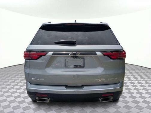 Sterling Gray Metallic 2023 Chevrolet Traverse Premier