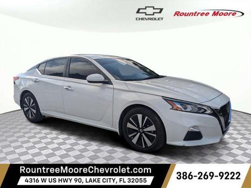 2022 Nissan Altima 2.5 SV