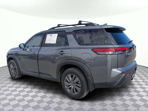 2025 Nissan Pathfinder SV FWD