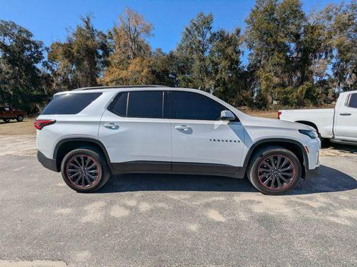 2022 Chevrolet Traverse RS