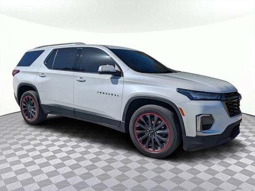2022 Chevrolet Traverse RS