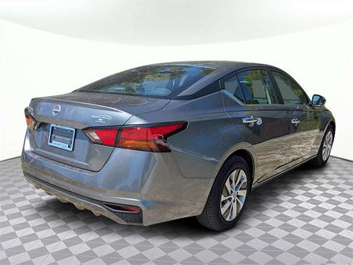 2023 Nissan Altima S FWD