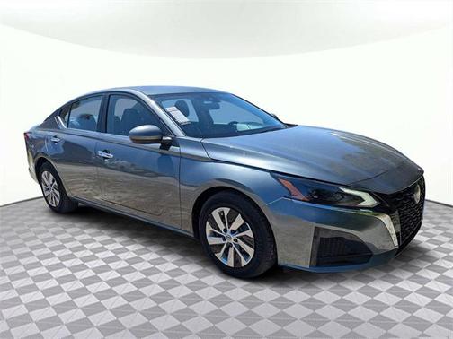 2023 Nissan Altima S FWD