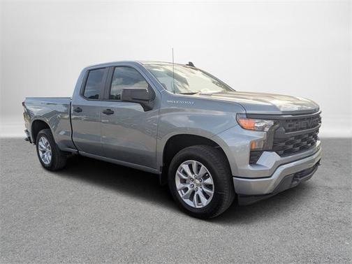Sterling Gray Metallic 2026 Chevrolet Silverado 1500 Custom