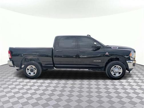 2019 RAM 2500 Tradesman Crew Cab 4x4 6'4' Box