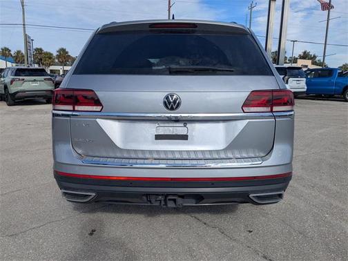 2022 Volkswagen Atlas 3.6L SE w/Technology