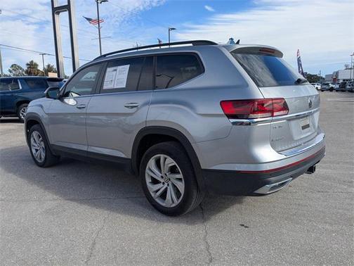 2022 Volkswagen Atlas 3.6L SE w/Technology