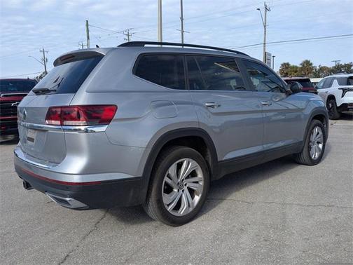 2022 Volkswagen Atlas 3.6L SE w/Technology