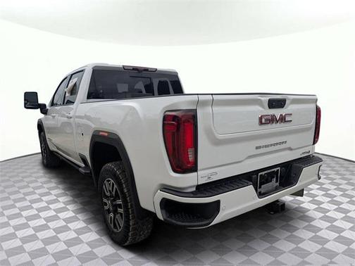 2022 GMC Sierra 2500 AT4