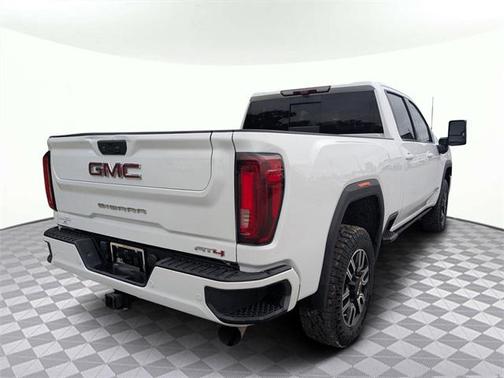 2022 GMC Sierra 2500 AT4