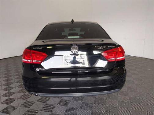 2014 Volkswagen Passat 2.0L TDI DSG SE w/Sunroof