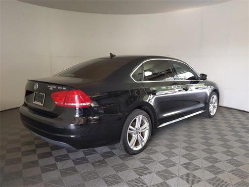 2014 Volkswagen Passat 2.0L TDI DSG SE w/Sunroof