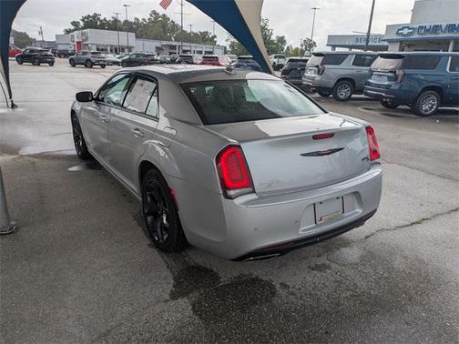 2023 Chrysler 300 S