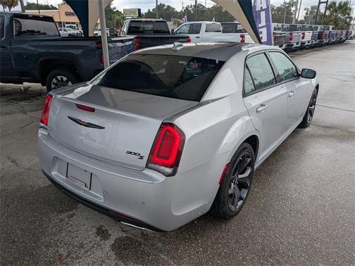 2023 Chrysler 300 S