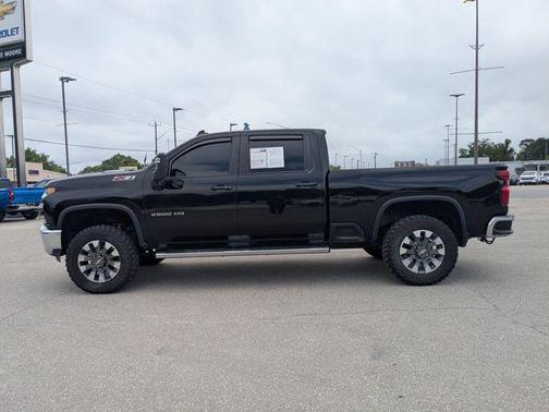 Black 2021 Chevrolet Silverado 2500 LT
