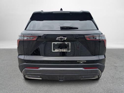 Mosaic Black Metallic 2026 Chevrolet Equinox AWD ACTIV