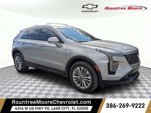 Argent Silver Metallic 2024 Cadillac XT4 Premium Luxury
