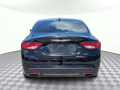 2015 Chrysler 200 C