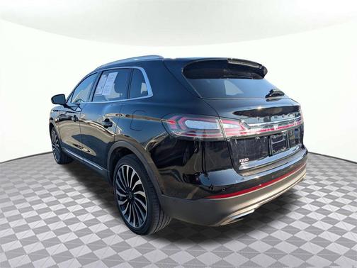 2022 Lincoln Nautilus Black Label