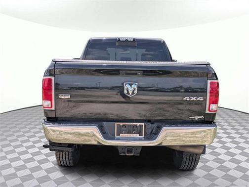 2018 RAM 3500 Laramie Crew Cab 4x4 8' Box
