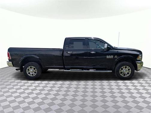 2018 RAM 3500 Laramie Crew Cab 4x4 8' Box