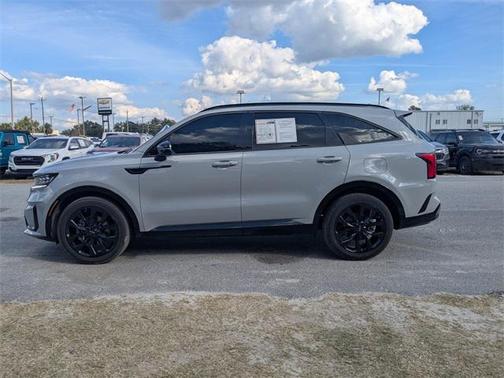 2022 Kia Sorento SX