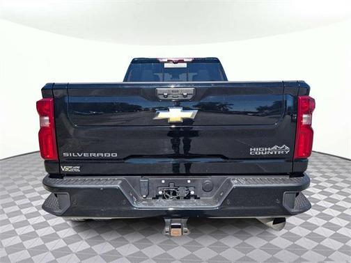 2025 Chevrolet Silverado 3500 High Country