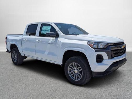 Summit White 2026 Chevrolet Colorado LT