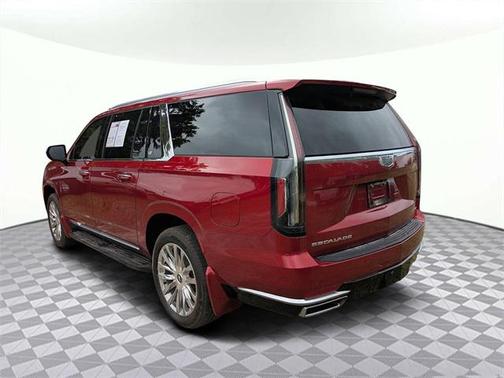 2022 Cadillac Escalade ESV Premium Luxury