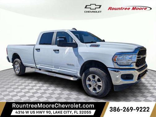 2024 RAM 2500 Big Horn Crew Cab 4x4 8' Box