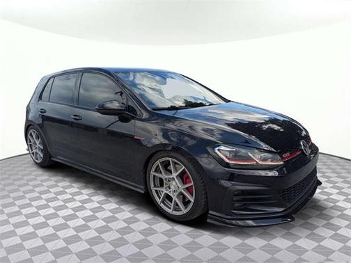 2018 Volkswagen Golf GTI 2.0T S 4-Door