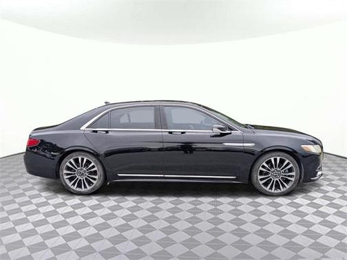 2018 Lincoln Continental Select