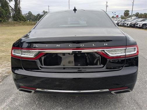 2018 Lincoln Continental Select