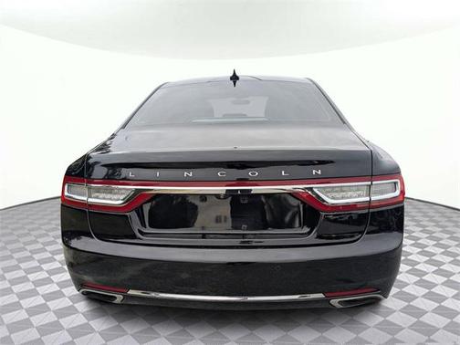 2018 Lincoln Continental Select