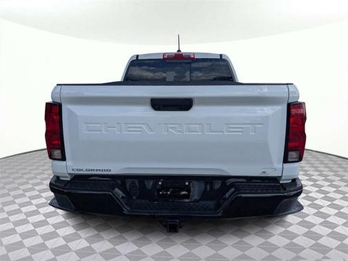 2024 Chevrolet Colorado WT