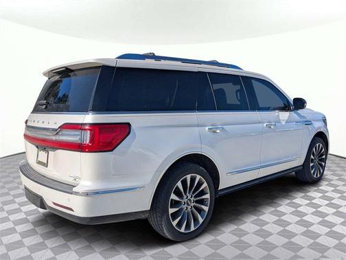 2018 Lincoln Navigator Select