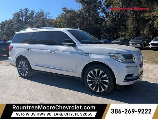 2018 Lincoln Navigator Select