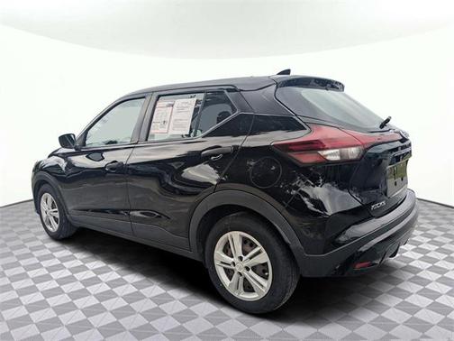 2021 Nissan Kicks S