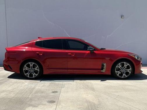 2020 Kia Stinger GT-Line