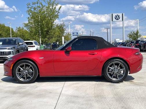 2016 Mazda MX-5 Miata Grand Touring