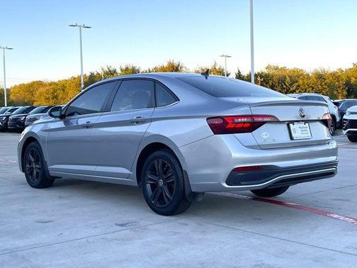 2023 Volkswagen Jetta 1.5T SE