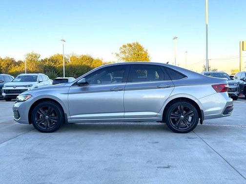 2023 Volkswagen Jetta 1.5T SE