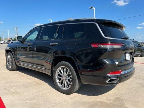 2022 Jeep Grand Cherokee L Summit