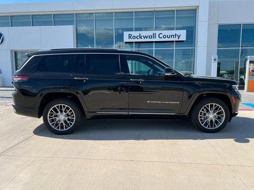 2022 Jeep Grand Cherokee L Summit